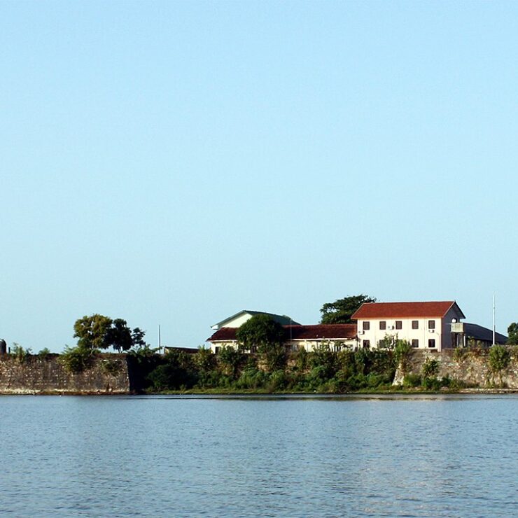 Exploring the Historic Batticaloa Dutch Fort